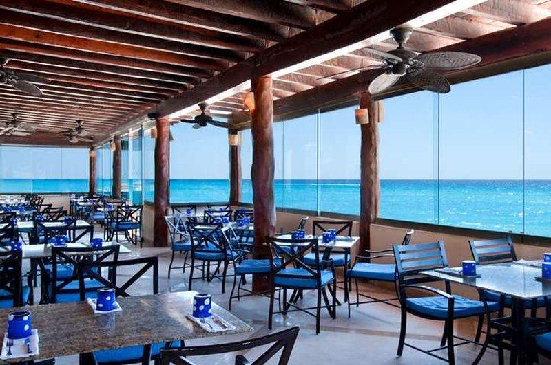 Hilton Cancun Golf & Spa Exterior photo
